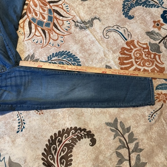 Frye Classic Blue Denim Jeans - Picture 3 of 8